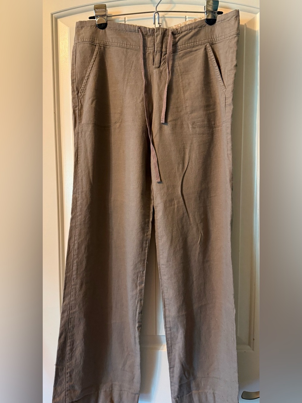 Love Tree Wide-Leg Drawstring Pants in Taupe Linen